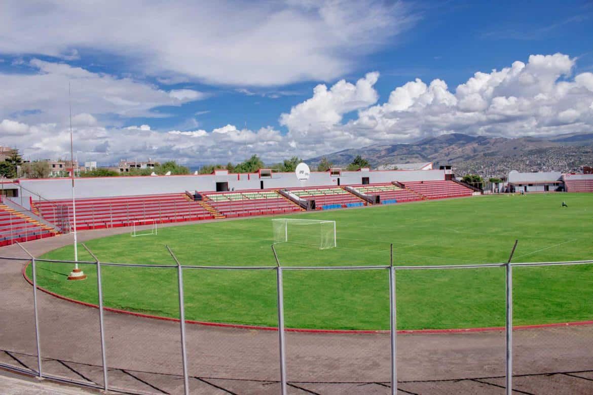 Ayacucho: socializan avances para construir complejo deportivo del Bicentenario
