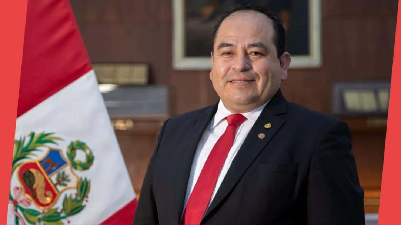 César Paniagua es el nuevo ministro de Vivienda, Construcción y Saneamiento